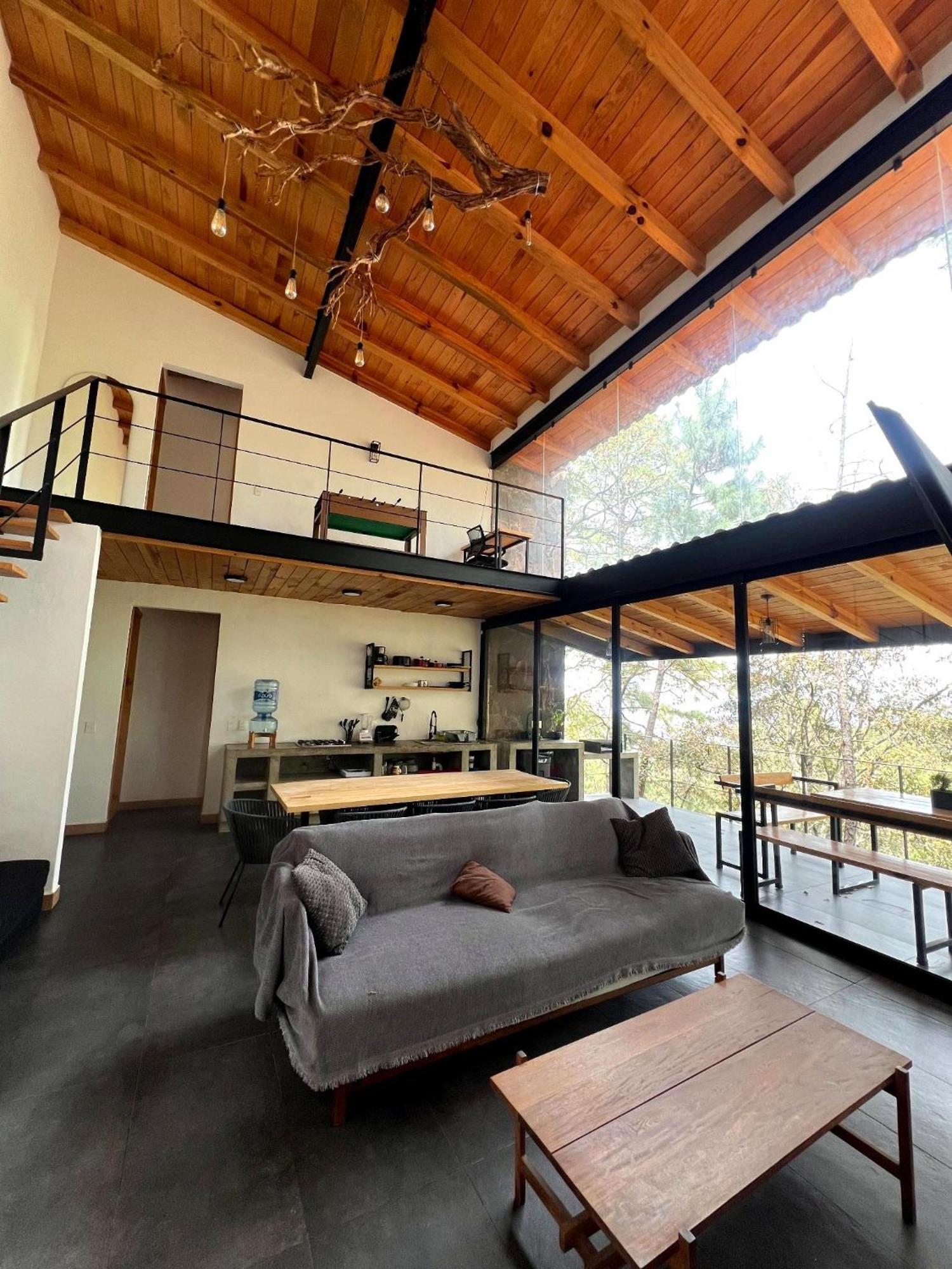 Chalet La *